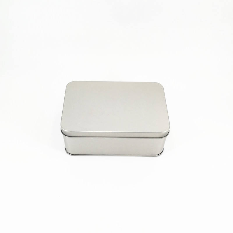 H6dabc70780eb4c4ab402d5d5ae5f8fa2D Silver rectangular storage tin