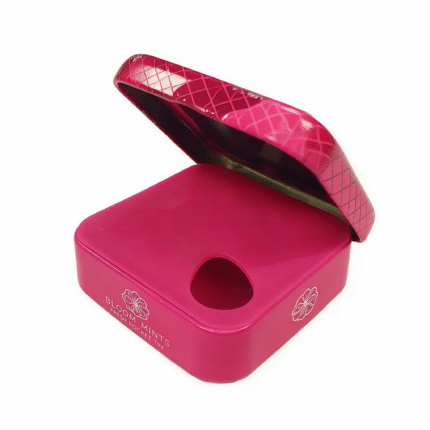 Hinged mint tin insert detail